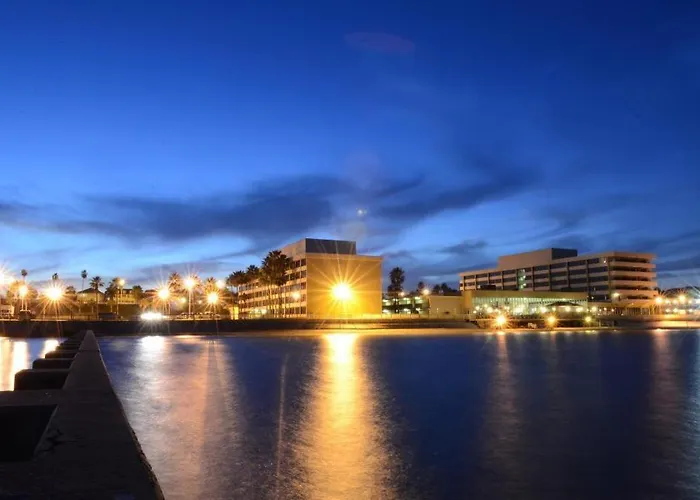 Emerald Beach Hotel Corpus Christi